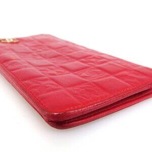 CHANEL Purse Red gold Women Authentic secondhand
